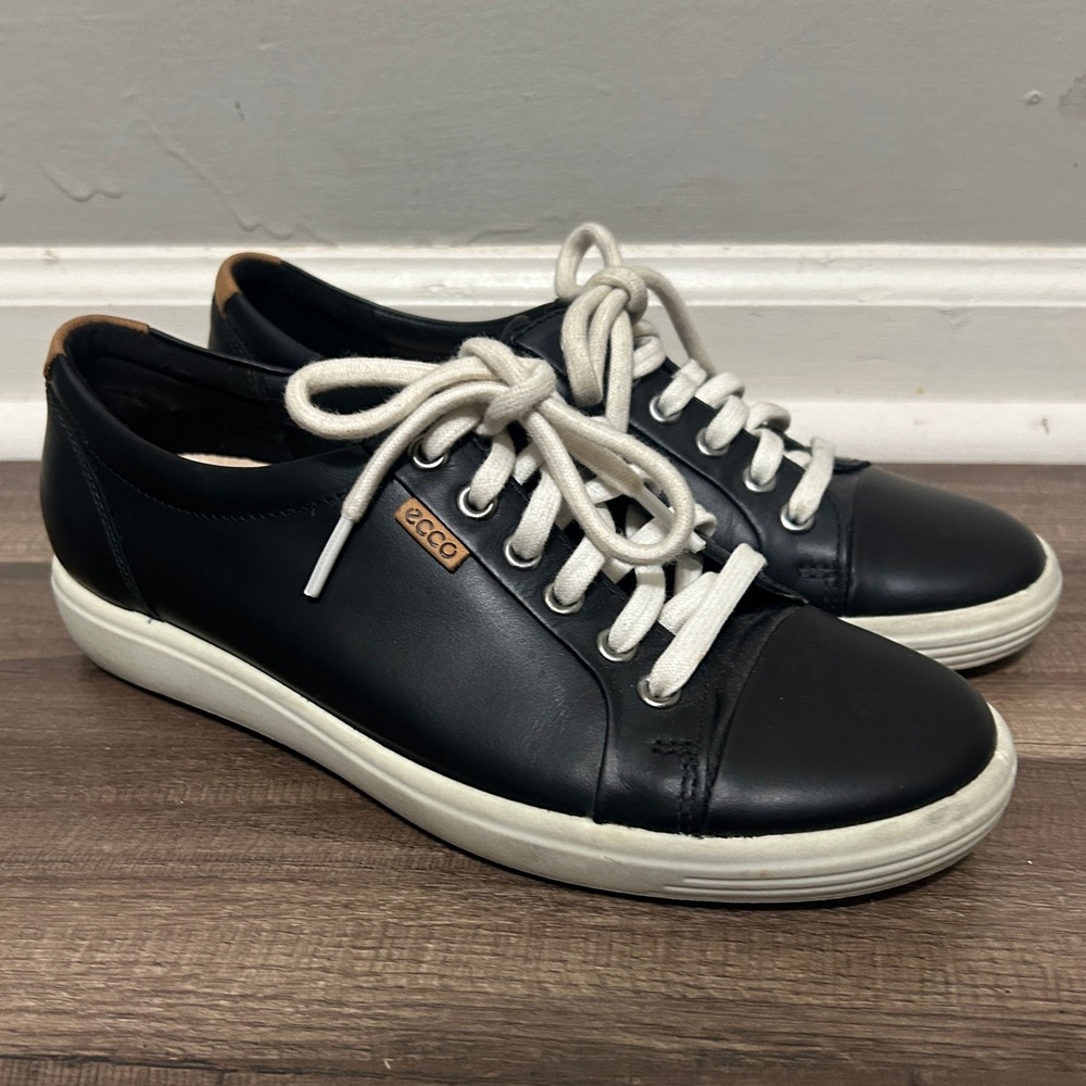 ECCO Womens Sneakers 7-7.5 Black Leather Low Top Soft 7 Walking Comfort 38 EU